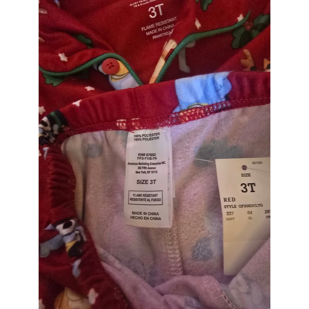 Bluey Christmas Pajamas Kids 3T Red Holiday Reindeer Bingo Fleece PJ Set NEW - Picture 4 of 5
